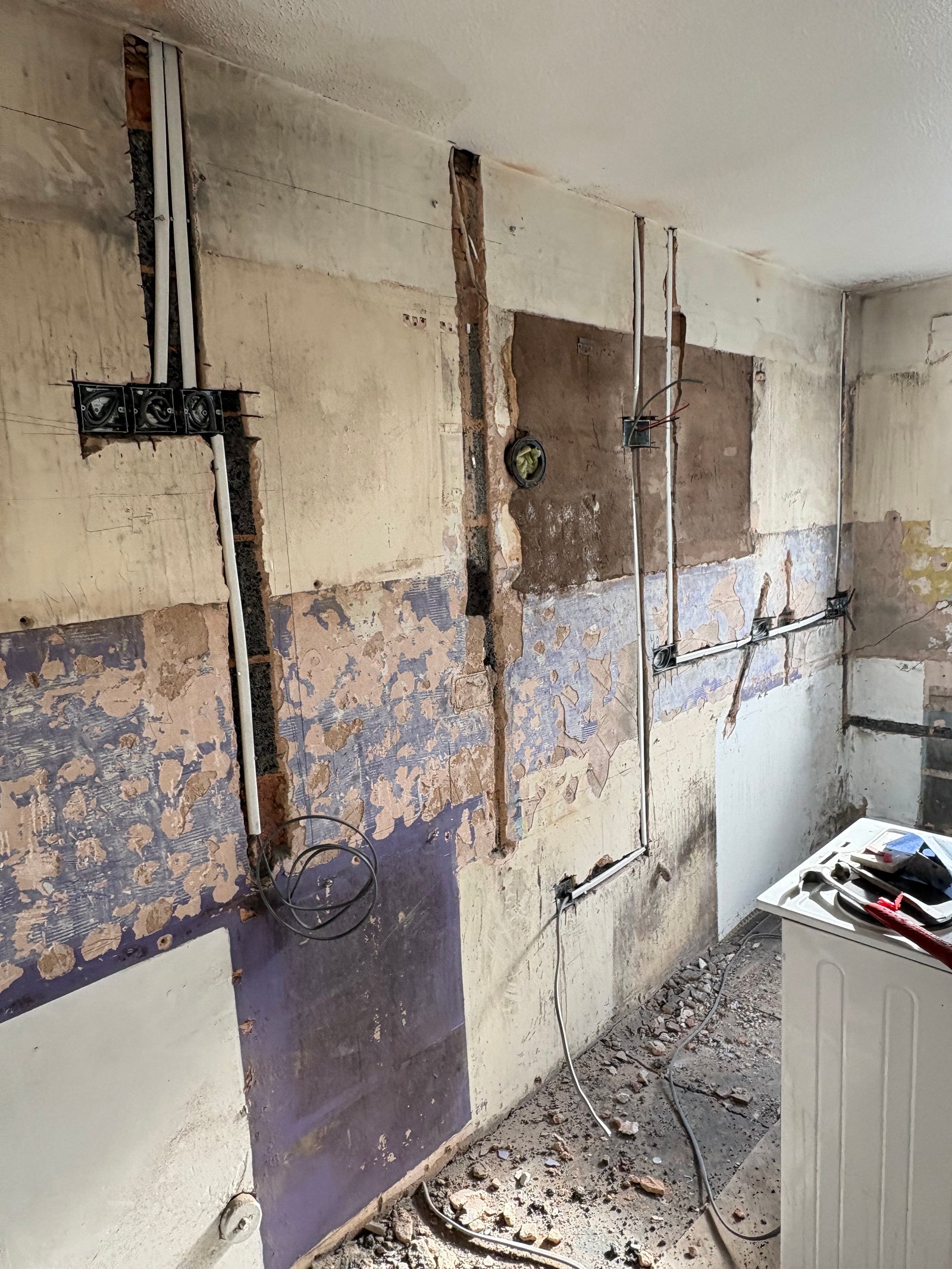 Full House Rewire